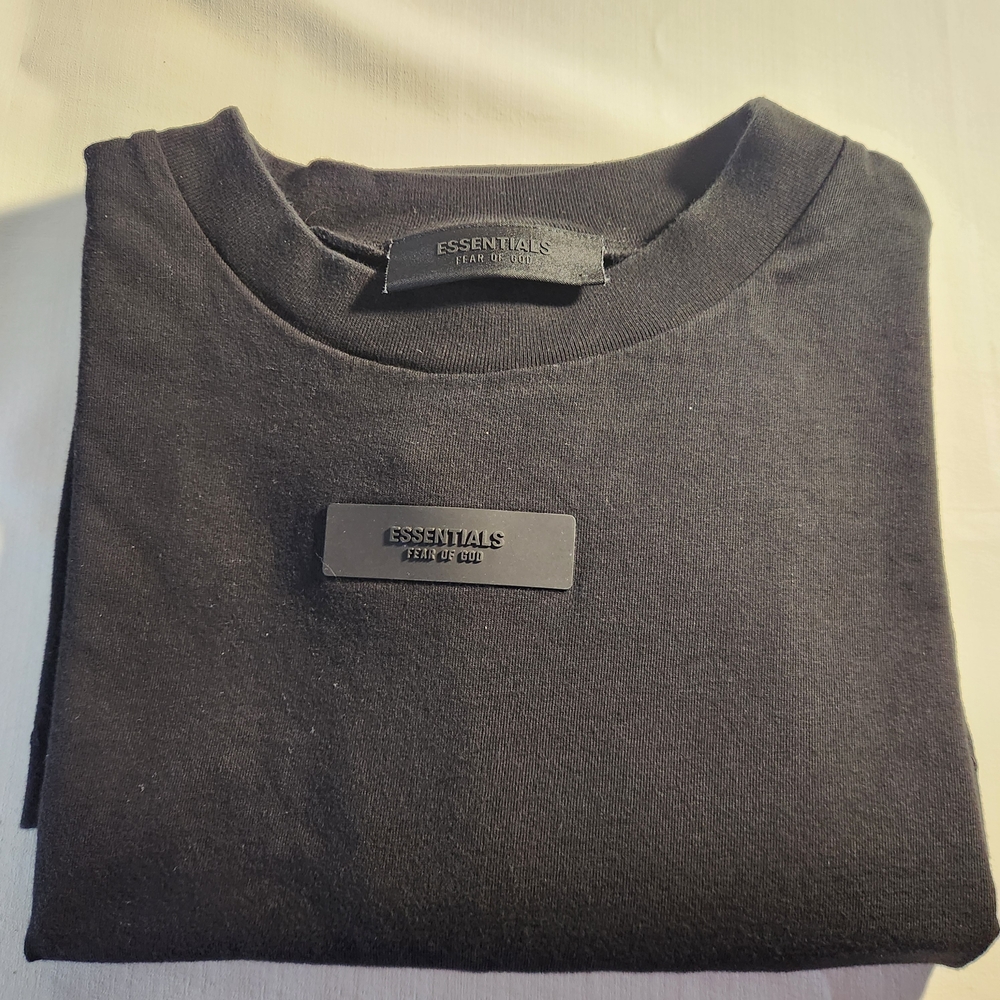 Fear of God Essentials Short Sleeve Crewneck Black Tee‎ Size M